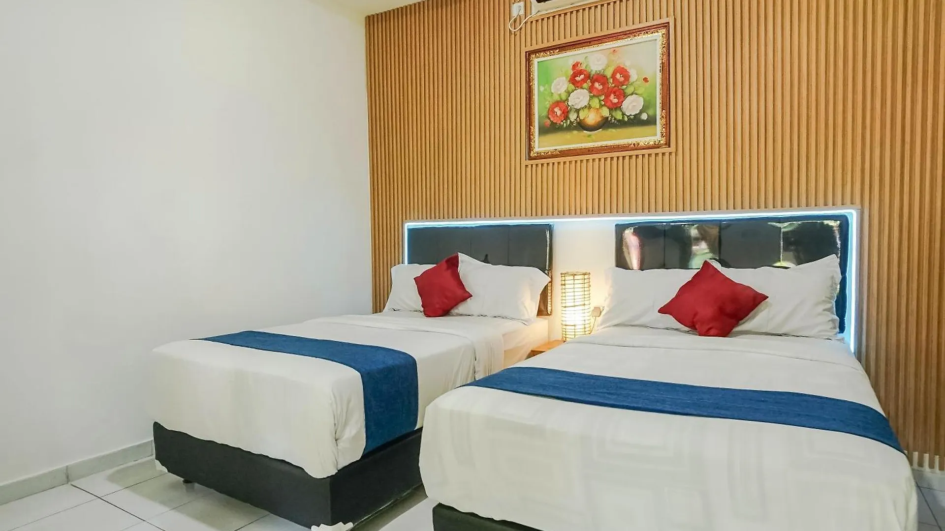 Kampung 168 Hotel Jimbaran  Indonesia
